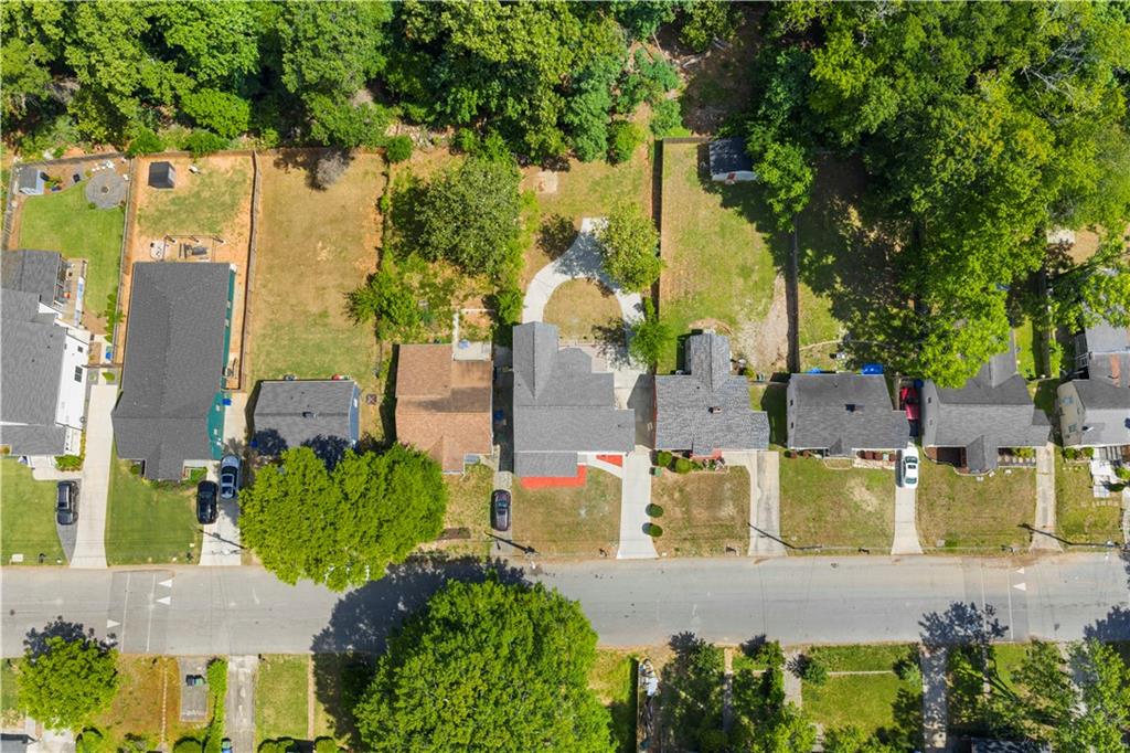 1689 Derry Avenue SW Atlanta GA 30310