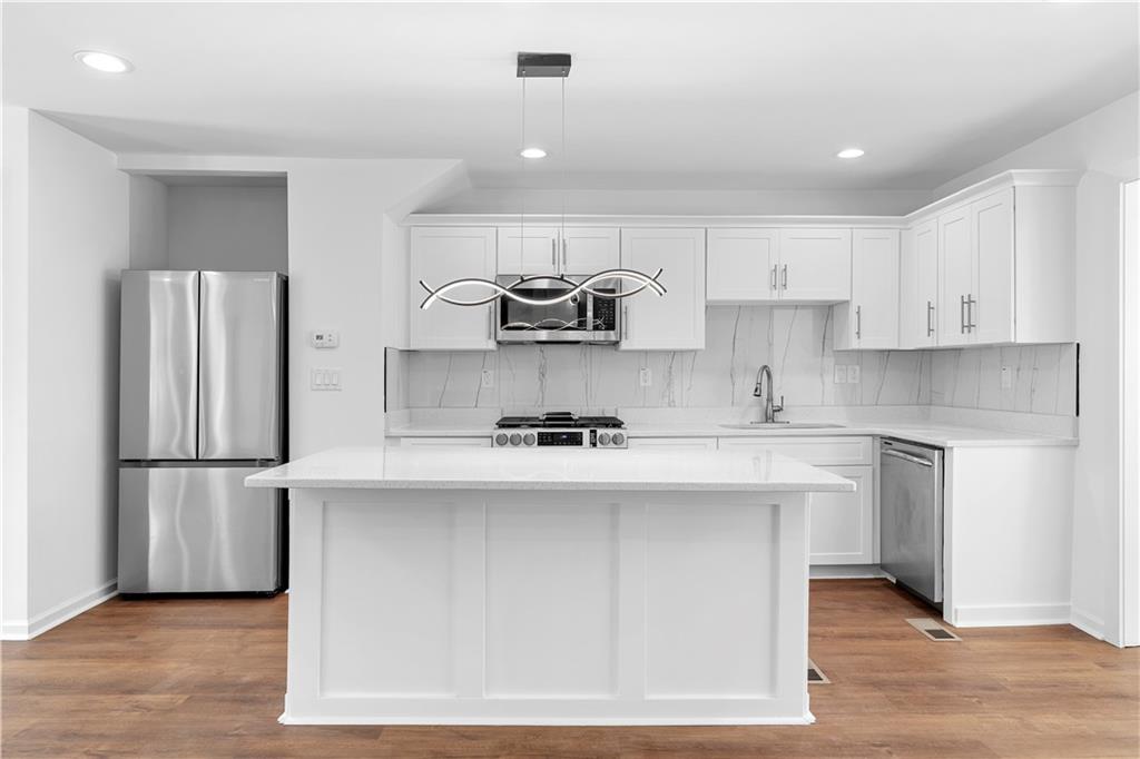 1689 Derry Avenue SW Atlanta GA 30310