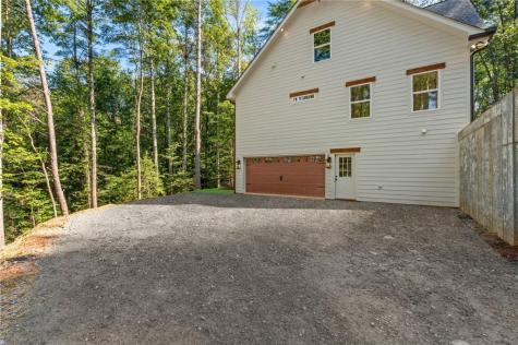 25 Riverhouse Drive Dahlonega GA 30533
