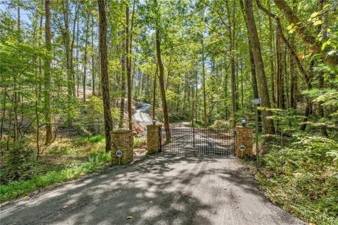 25 Riverhouse Drive Dahlonega GA 30533