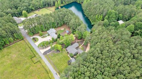 86 Back Trail Cleveland GA 30528