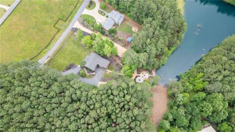 86 Back Trail Cleveland GA 30528