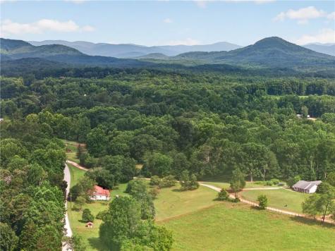 247 Amys Ford Trail Cleveland GA 30528
