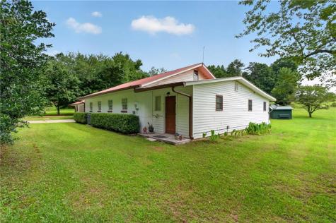 247 Amys Ford Trail Cleveland GA 30528