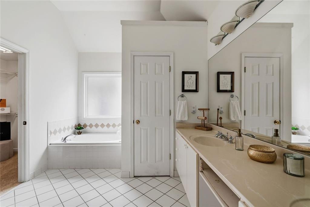 1366 Brookhaven Village Circle NE Atlanta GA 30319