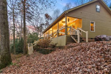 143 Kaely Drive Mineral Bluff GA 30559