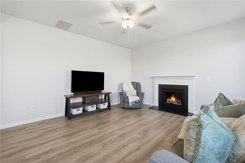 129 Bloomfield Circle Canton GA 30114