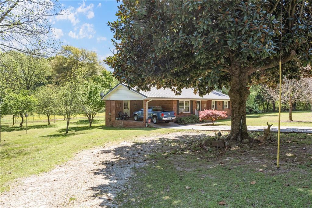 151 Ginn Street Carnesville GA 30521