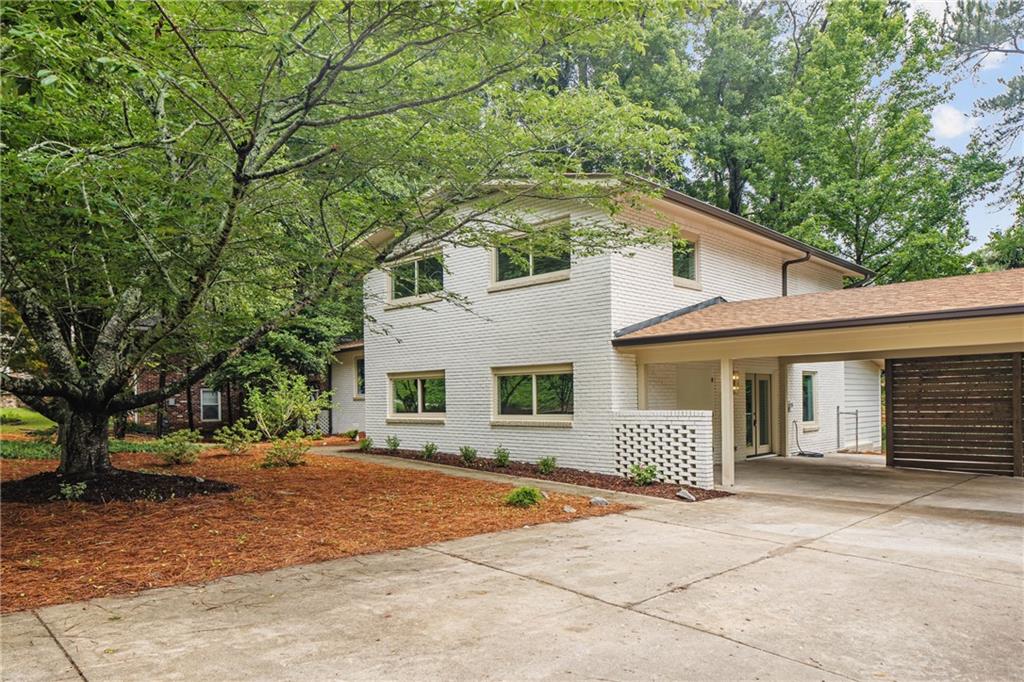 2820 Ponderosa Circle Decatur GA 30033