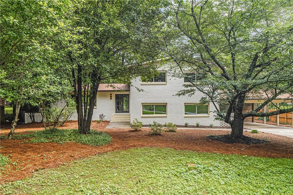 2820 Ponderosa Circle Decatur GA 30033