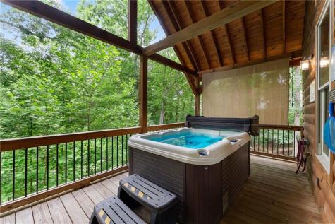 265 Maple Ridge Drive Cleveland GA 30528