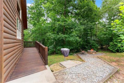 265 Maple Ridge Drive Cleveland GA 30528