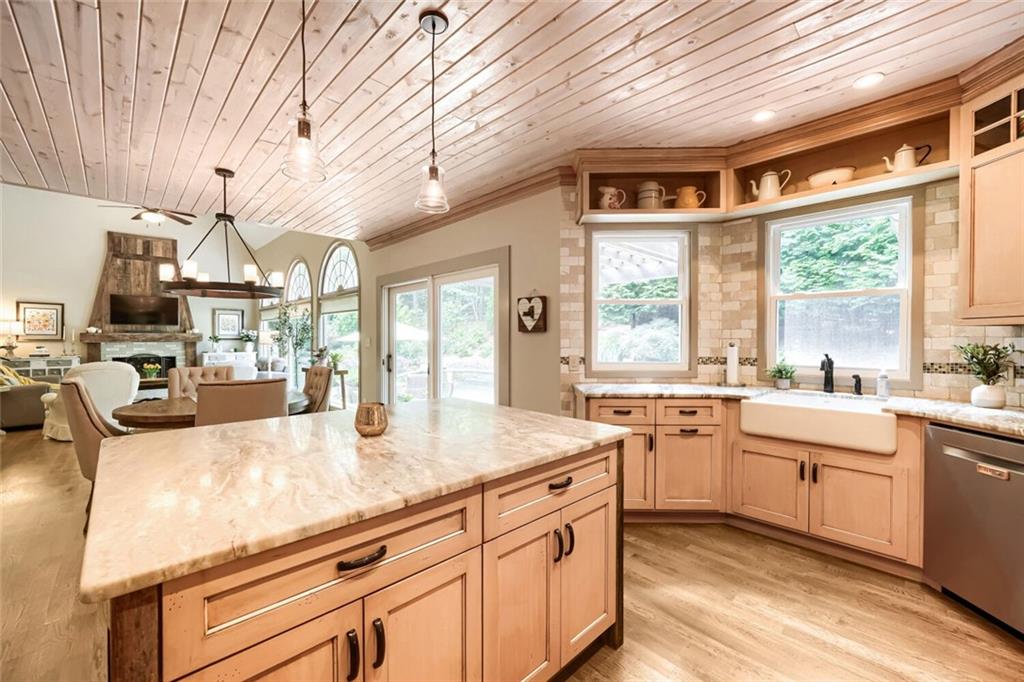 165 Northern Oaks Court Alpharetta GA 30004