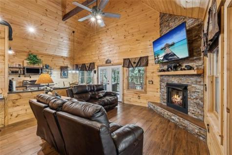 491 Old Parker Terrace Ellijay GA 30536
