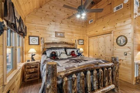 491 Old Parker Terrace Ellijay GA 30536
