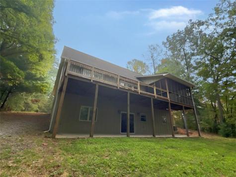 1803 Chatuge Hills Road Hiawassee GA 30546