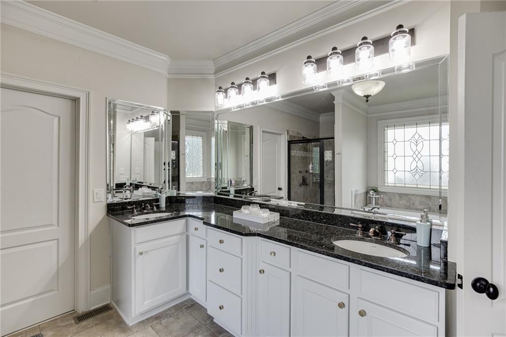 1373 Mountain Lake Drive Auburn GA 30011