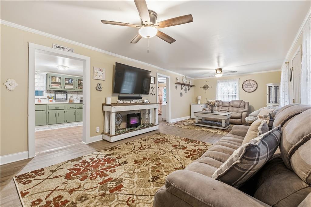 559 Donahoo Road SE Silver Creek GA 30173