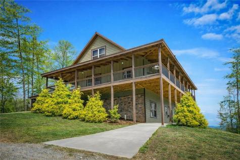 259 Red Bush School Road Blue Ridge GA 30513