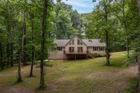 200 Stewart Avenue Clarkesville GA 30523