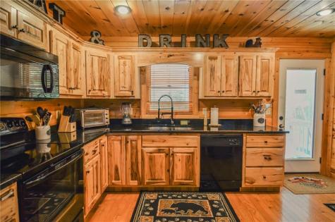 216 Dawn Lane Ellijay GA 30540