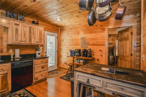 216 Dawn Lane Ellijay GA 30540