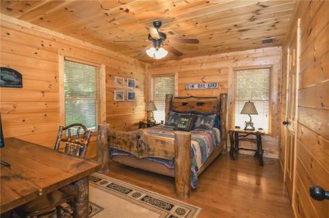 216 Dawn Lane Ellijay GA 30540