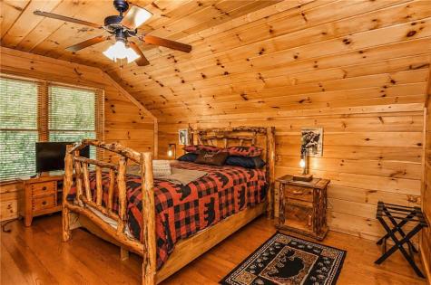 216 Dawn Lane Ellijay GA 30540