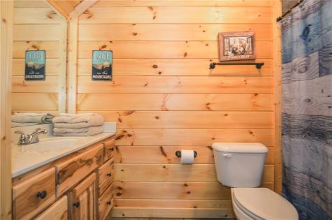 216 Dawn Lane Ellijay GA 30540