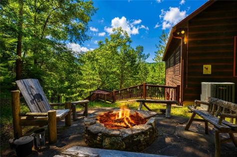 216 Dawn Lane Ellijay GA 30540