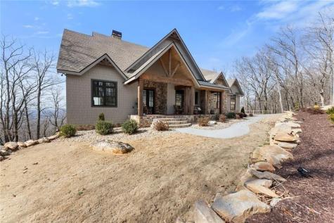 655 Mountainside Drive Cleveland GA 30528