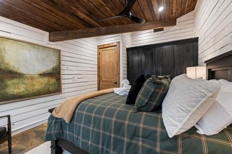 166 Red Oak Lane Mccaysville GA 30555