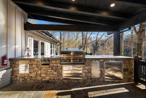 166 Red Oak Lane Mccaysville GA 30555