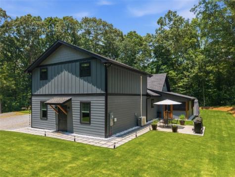 381 Parks Drive Ellijay GA 30536