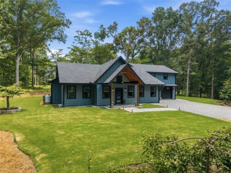 381 Parks Drive Ellijay GA 30536