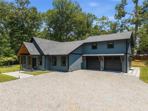381 Parks Drive Ellijay GA 30536
