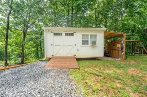 599 Iberian Road Dahlonega GA 30533