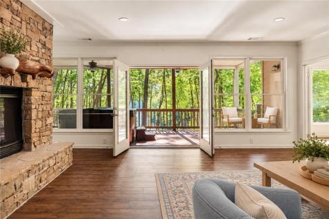 33 Kingfisher Point Big Canoe GA 30143