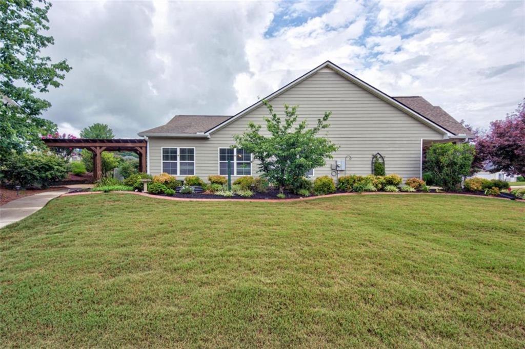 305 Victory Circle Commerce GA 30529