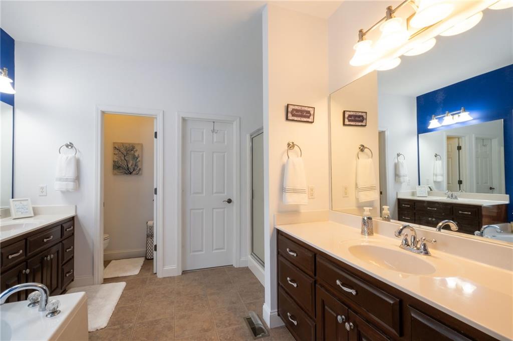 4967 Reed Field Drive Oakwood GA 30566