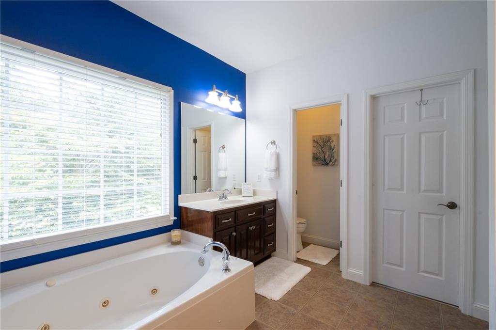 4967 Reed Field Drive Oakwood GA 30566