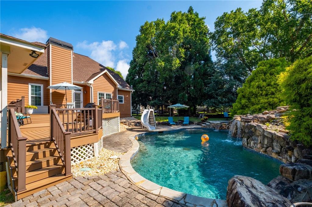 4967 Reed Field Drive Oakwood GA 30566