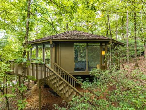 208 Treetopper Circle Jasper GA 30143