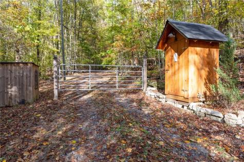 339 Cameron Road Cleveland GA 30528