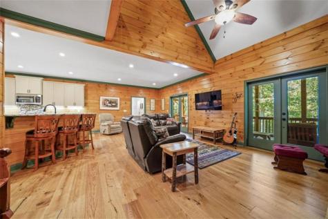70 Clear Creek Valley Drive Ellijay GA 30536