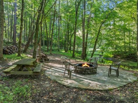 70 Clear Creek Valley Drive Ellijay GA 30536