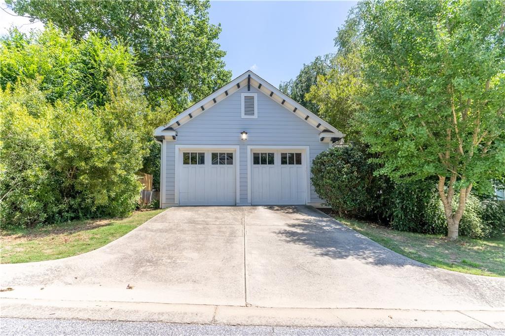 6 Royal Oak Drive Athens GA 30607