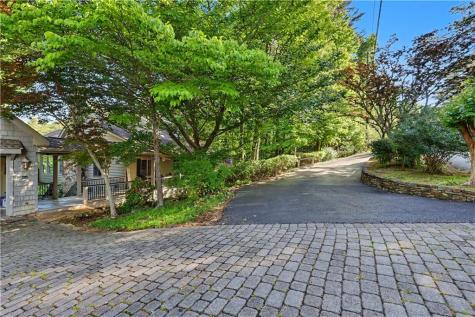 519 Pinecrest Road Sautee Nacoochee GA 30571