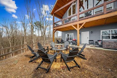 1016 Twisted Oak Road Talking Rock GA 30175