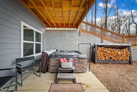 1016 Twisted Oak Road Talking Rock GA 30175
